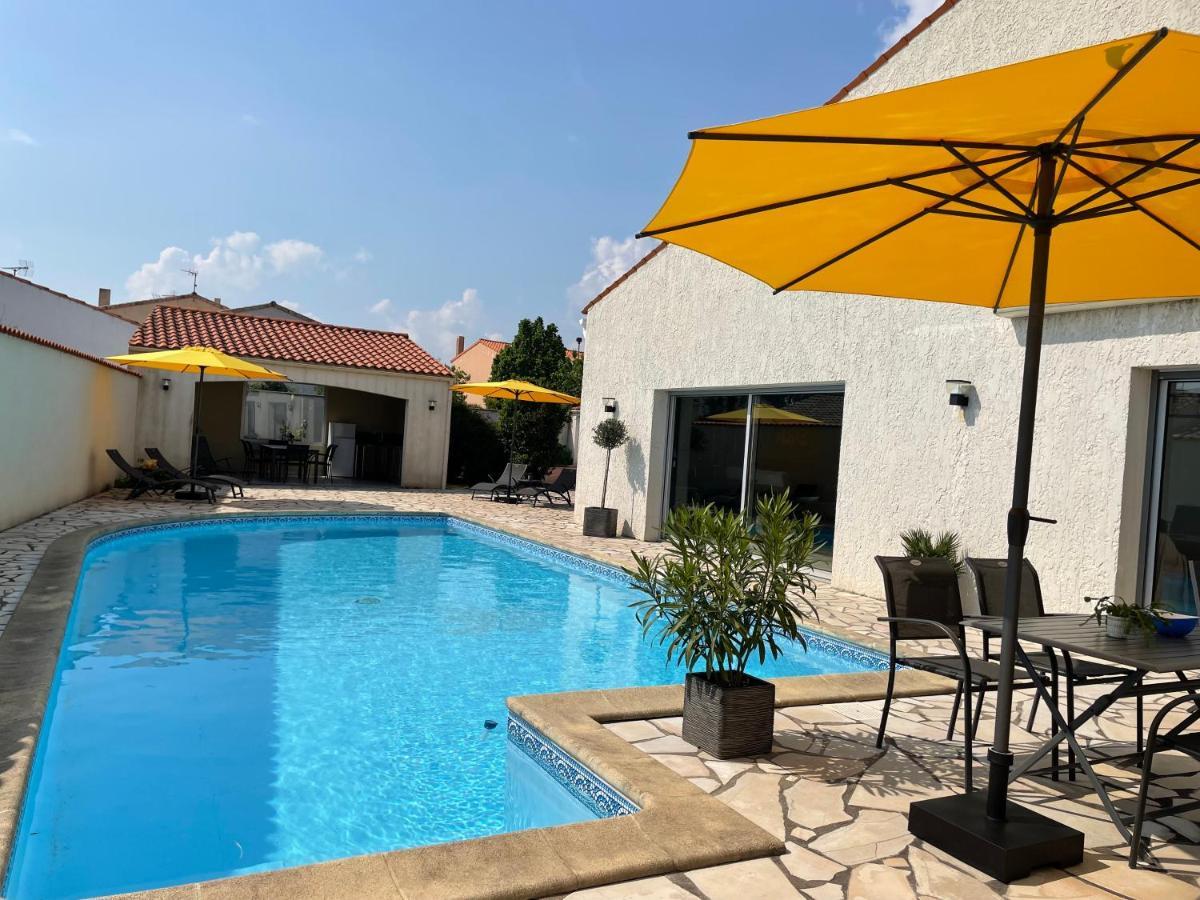 Les Pertuis Rochelais Bed & Breakfast